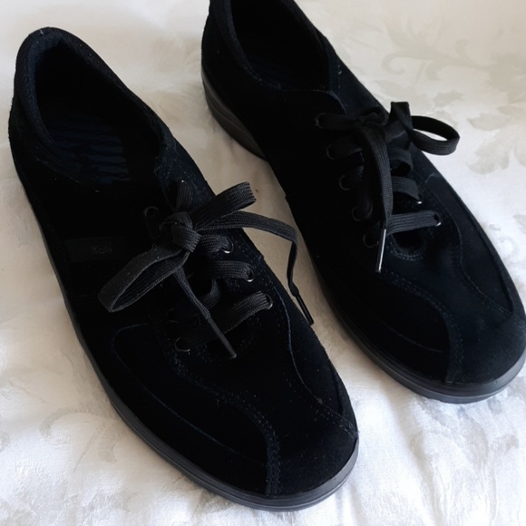 keds ladies tennis shoes